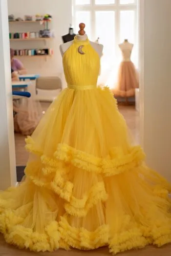 Lemon Fudge - Alternative event and wedding dress by Chotronette